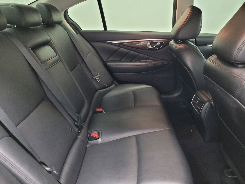 Used 2018 INFINITI Q50 Luxe w/ Cargo Package (L95) RWD image 19