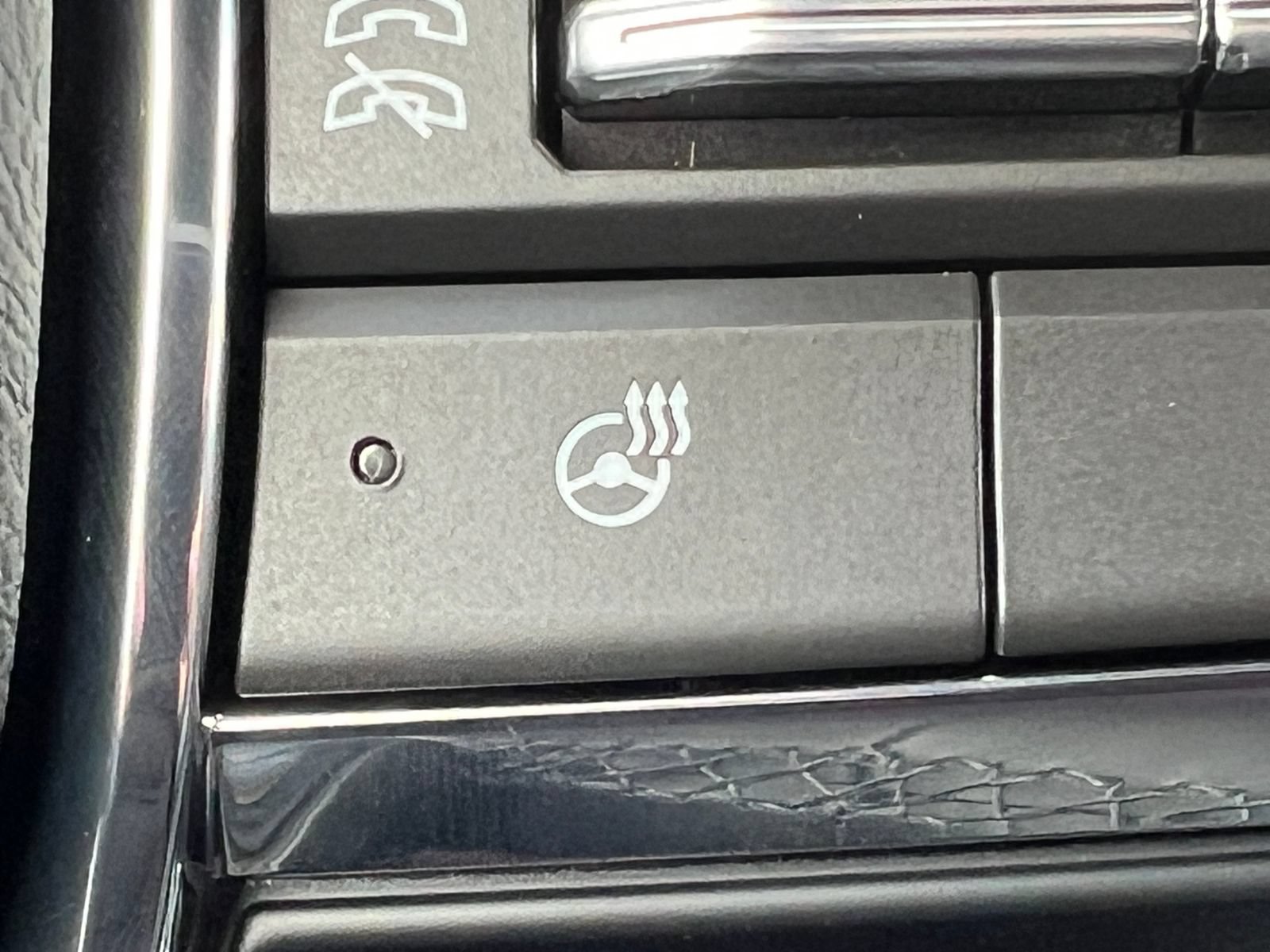 New 2027 GMC Acadia Elevation AWD/4WD image 22