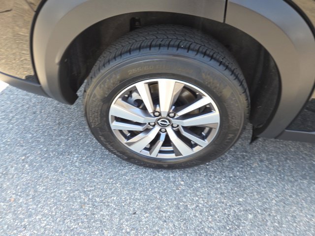 Used 2026 Nissan Pathfinder SL AWD/4WD image 12