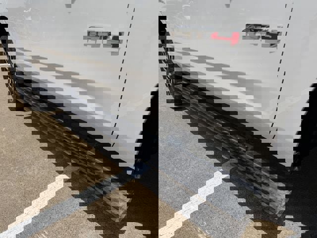 Used 2022 GMC Yukon AT4 image 10