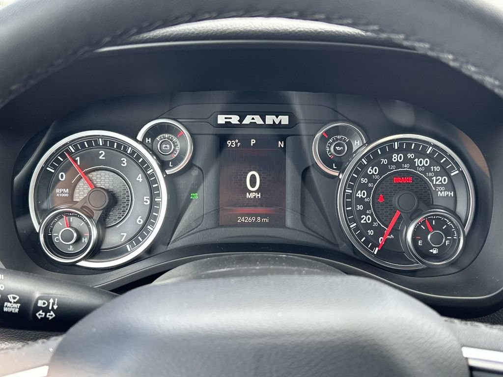 Used 2025 RAM 1500 Big Horn AWD/4WD image 27