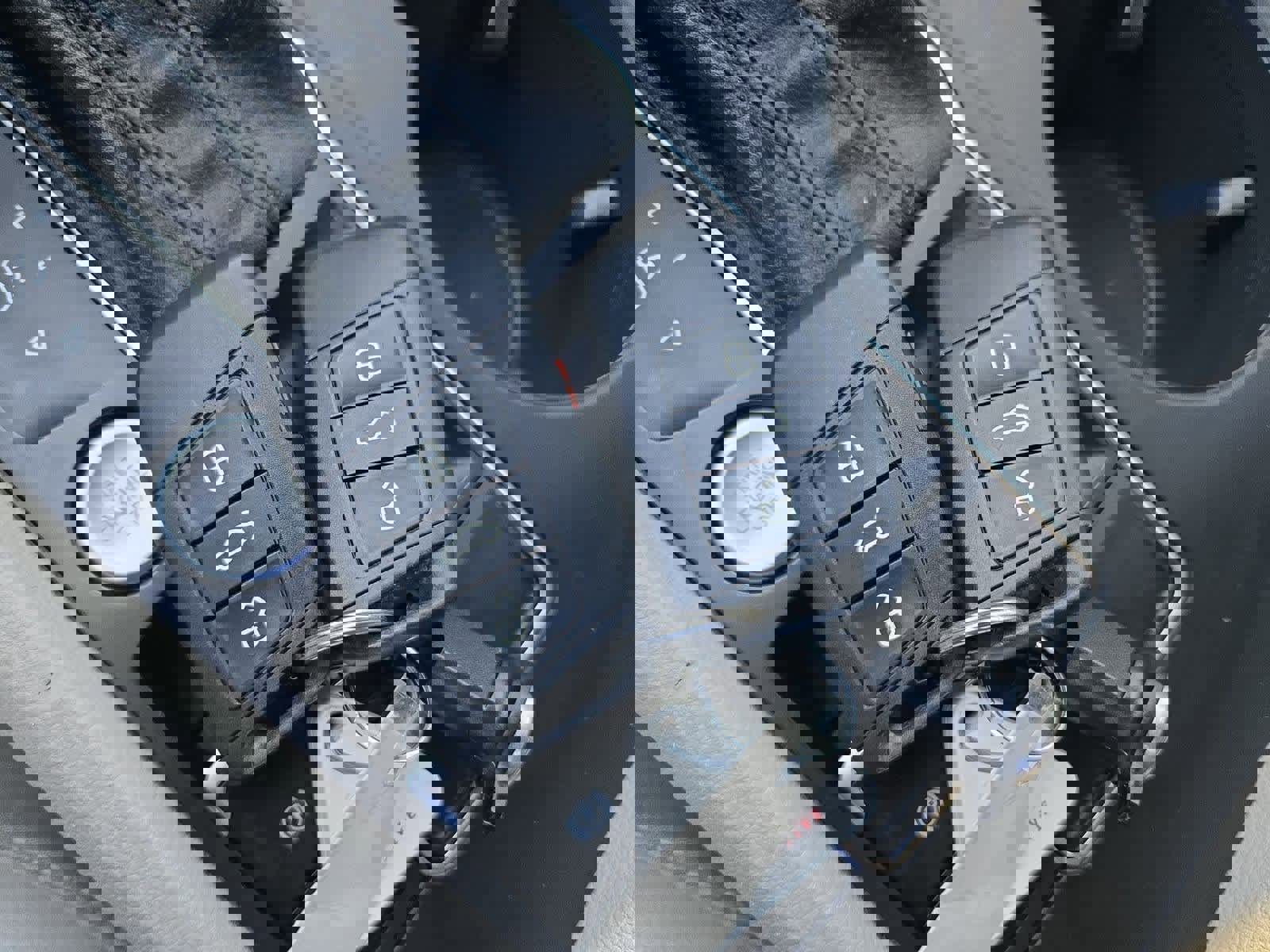 Used 2018 Volkswagen Atlas SE image 34