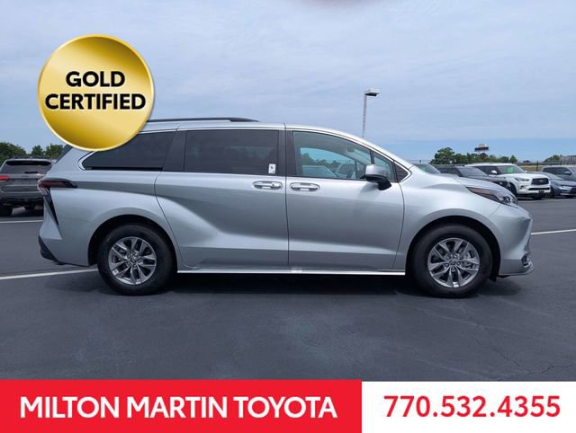 Certified 2024 Toyota RAV4 XLE FWD image 3