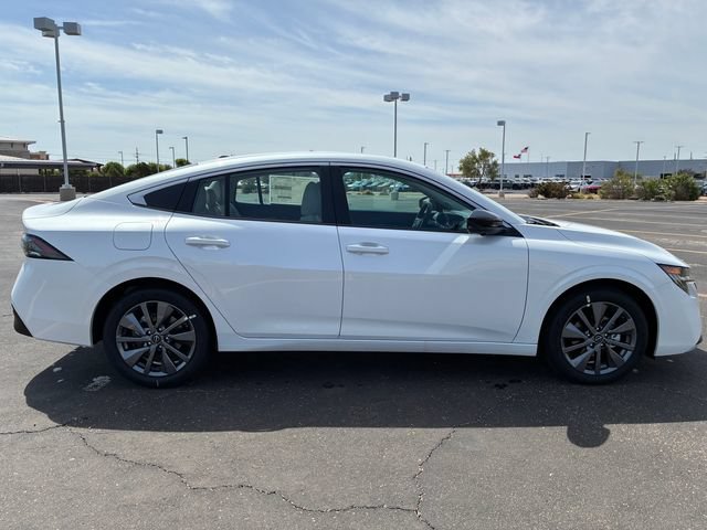 New 2026 Nissan Sentra SL w/ Floor Mat Package FWD image 7