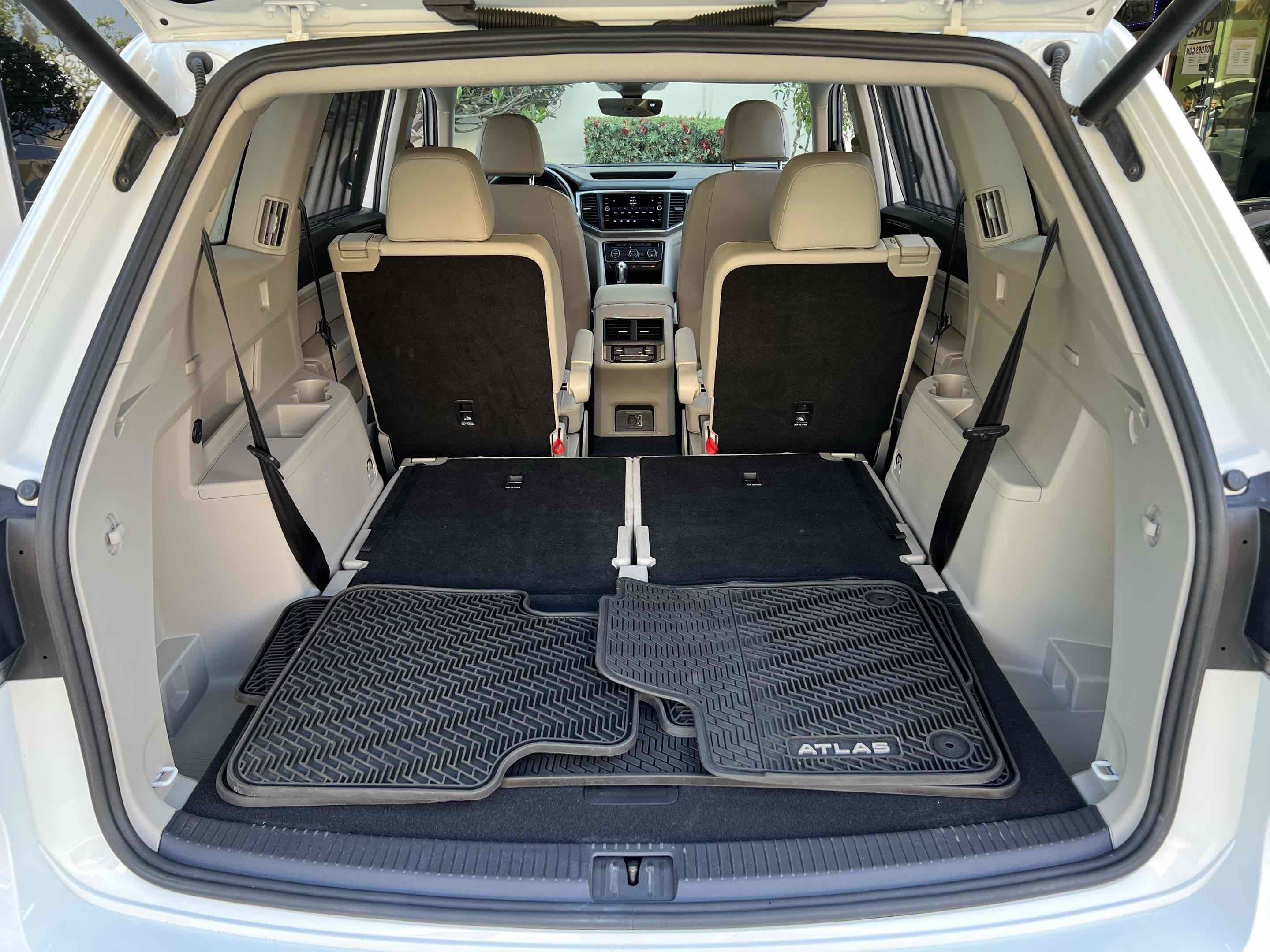 Used 2019 Volkswagen Atlas SE w/ Towing Package image 61