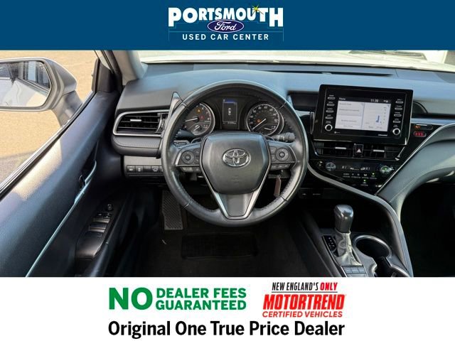 Used 2024 Toyota Camry SE image 7