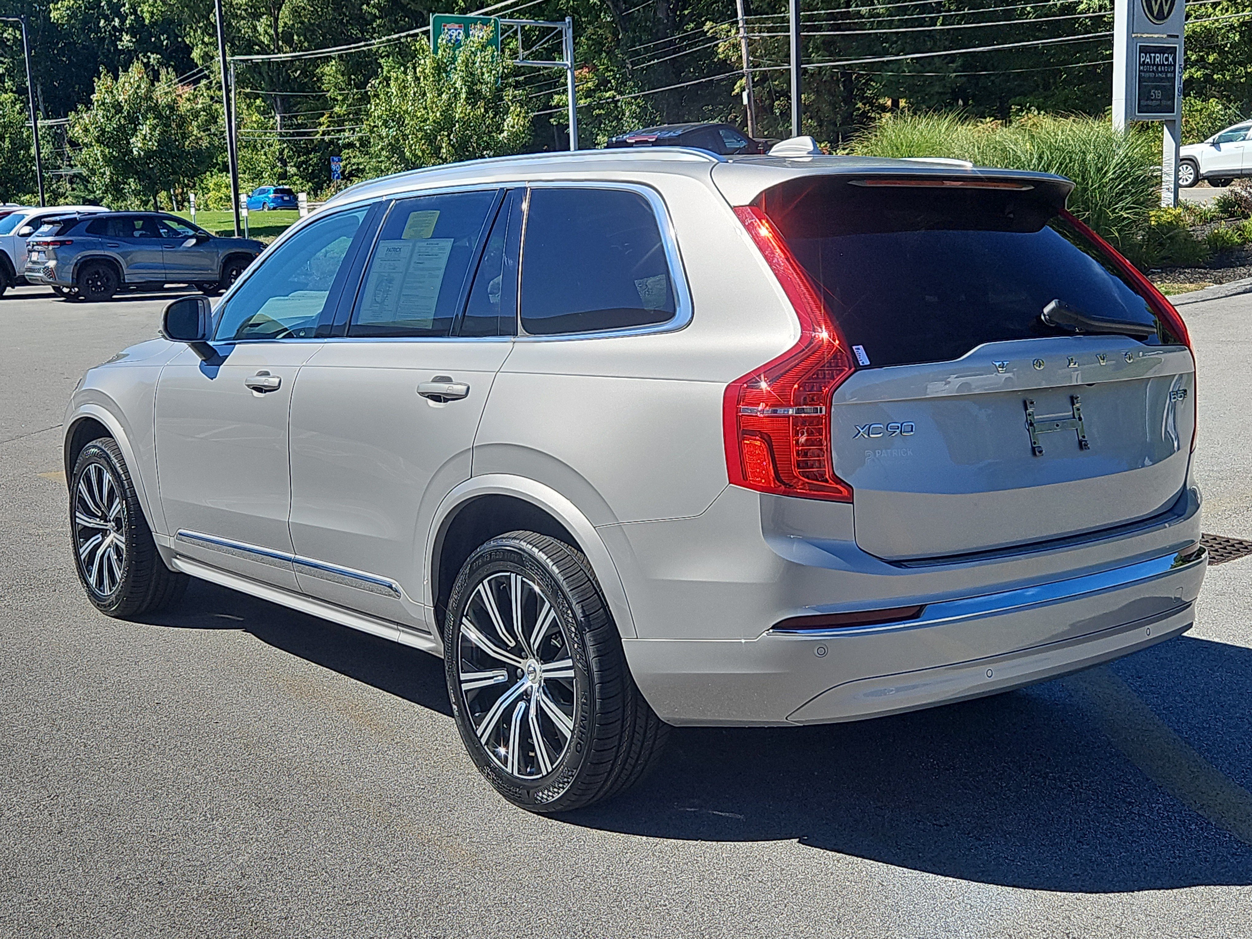 Used 2024 Volvo XC90 B5 Core w/ Protection Package Premier AWD/4WD image 27