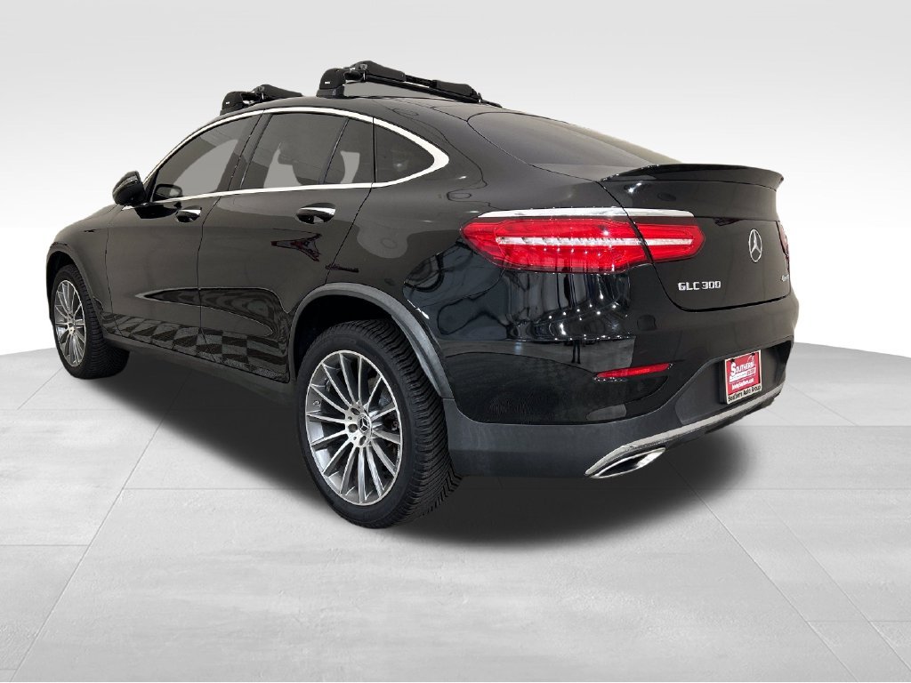 Used 2017 Mercedes-Benz GLC 300 4MATIC Coupe image 3