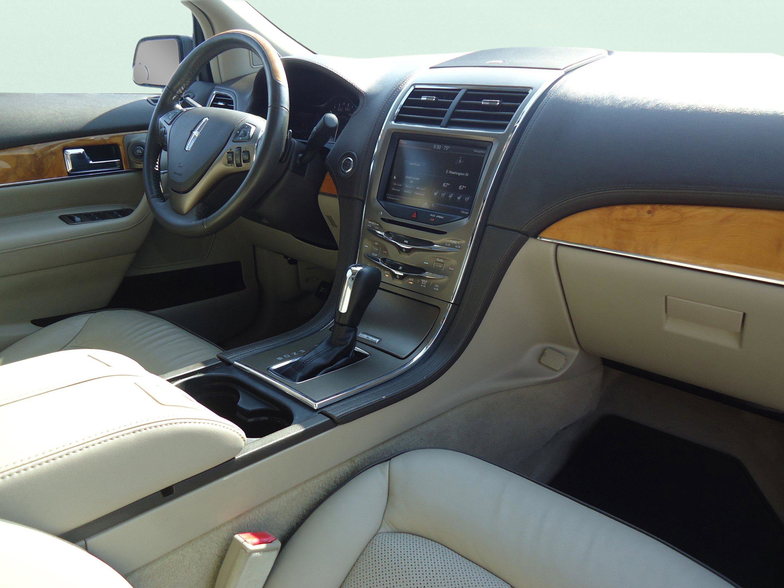 Used 2013 Lincoln MKX AWD image 27