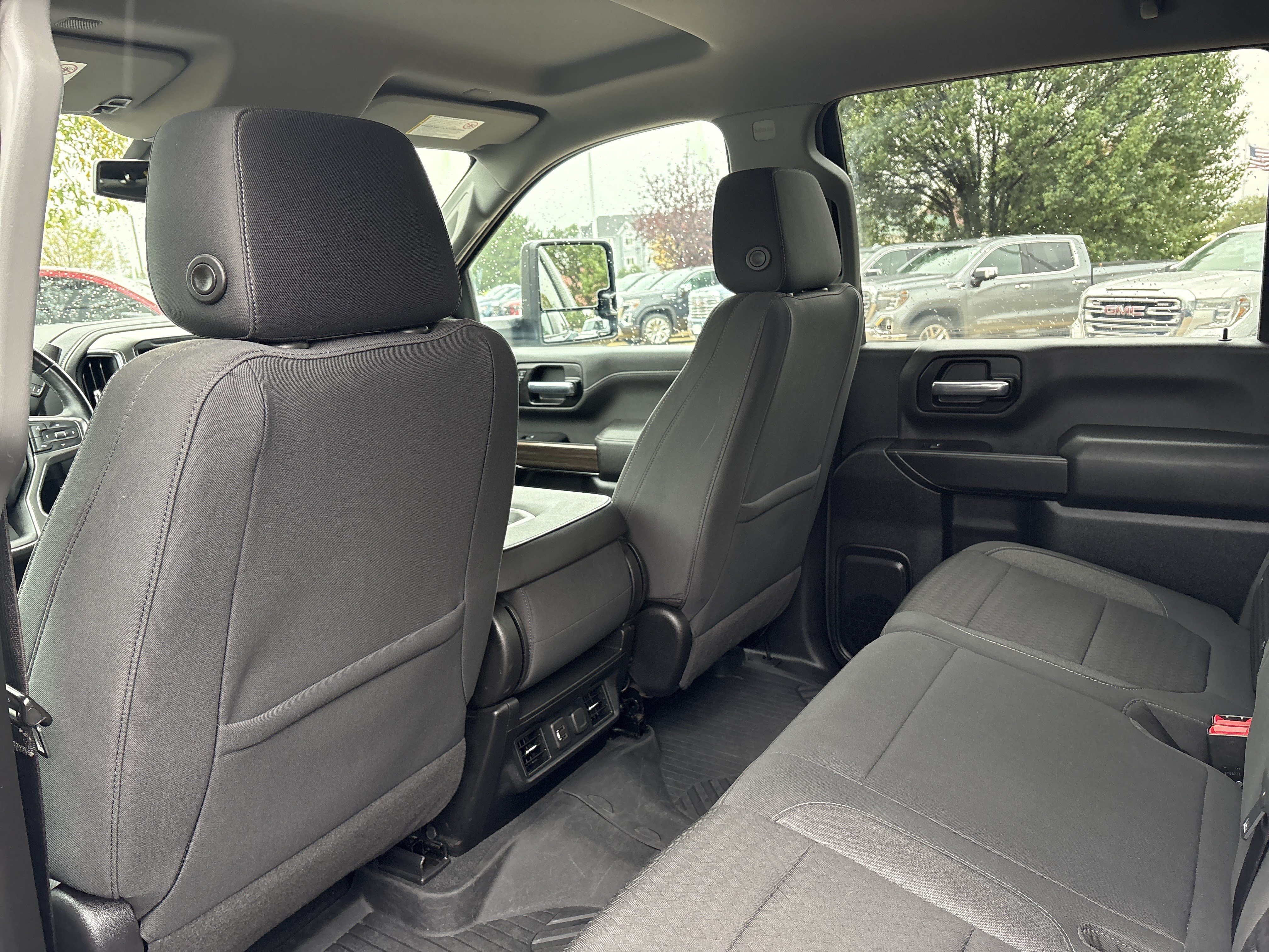 Used 2021 Chevrolet Silverado 2500 LT w/ Convenience Package AWD/4WD image 12