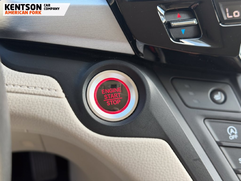 Used 2025 Honda Odyssey EX-L image 17