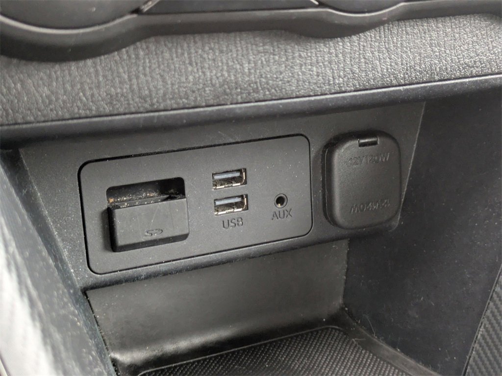 Used 2018 Toyota Yaris iA image 19