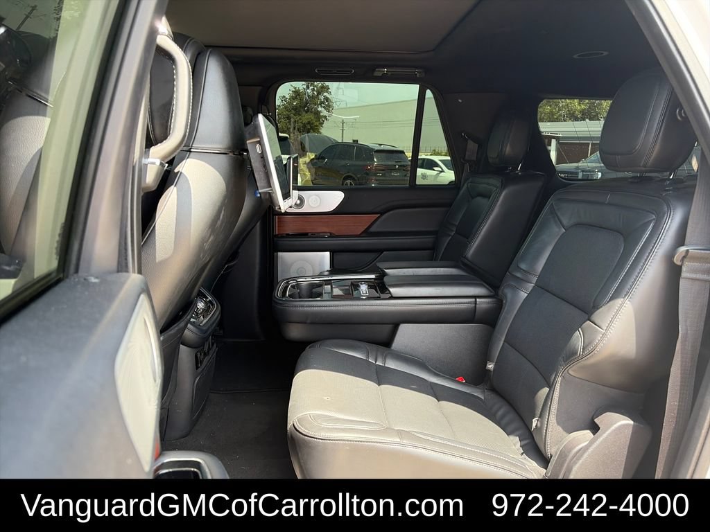 Used 2019 Lincoln Navigator L Reserve AWD/4WD image 26