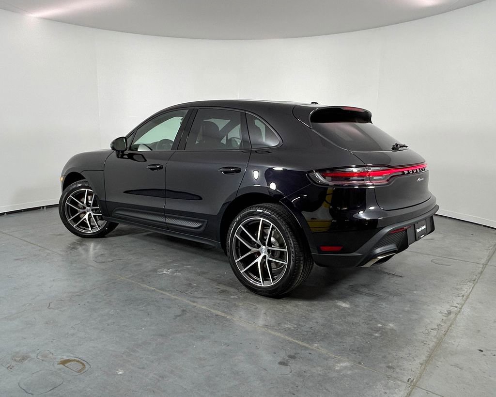 New 2026 Porsche Macan AWD/4WD image 3