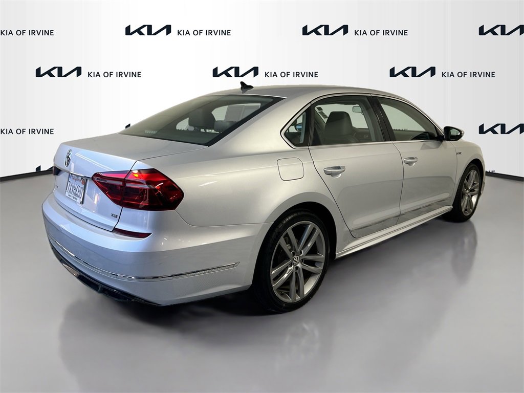 Used 2017 Volkswagen Passat 1.8T R-Line image 7