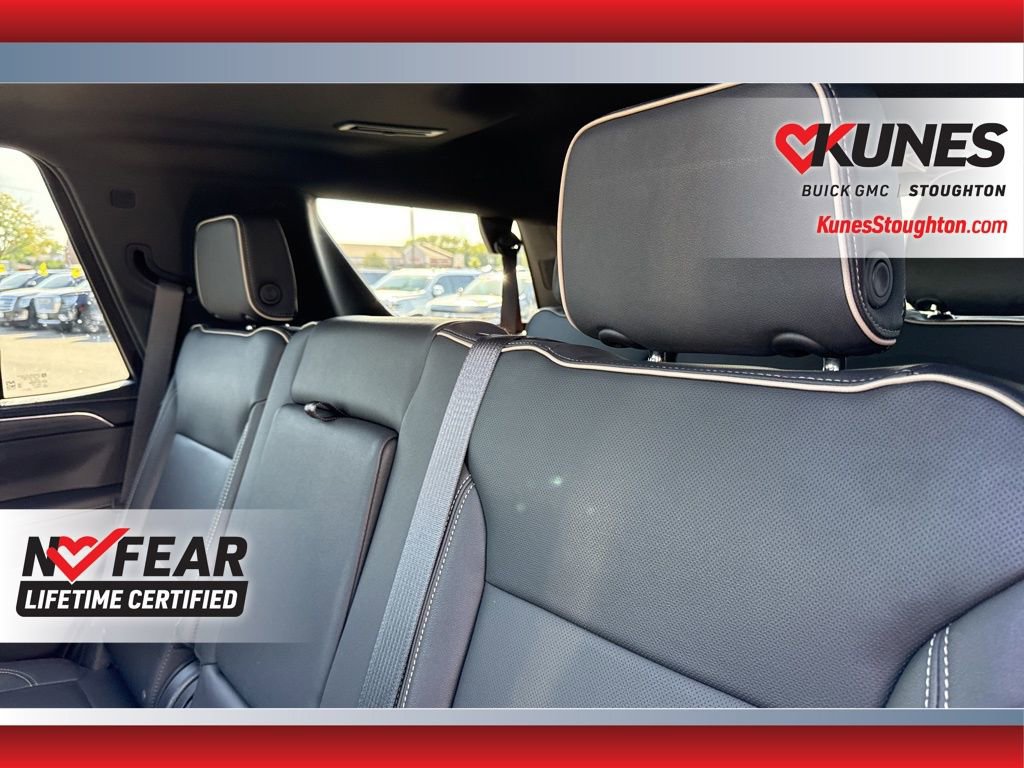 Used 2023 GMC Yukon SLT image 41