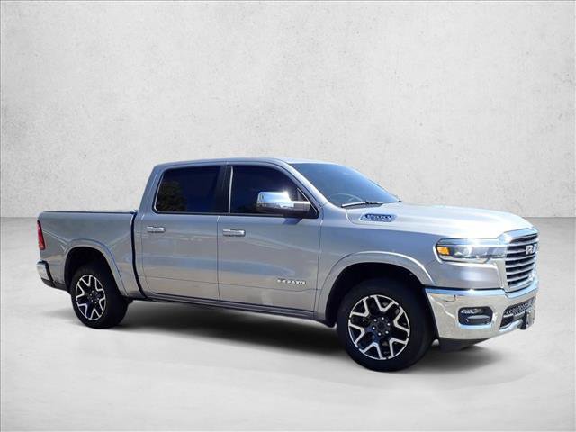 Used 2025 RAM 1500 Laramie AWD/4WD image 5