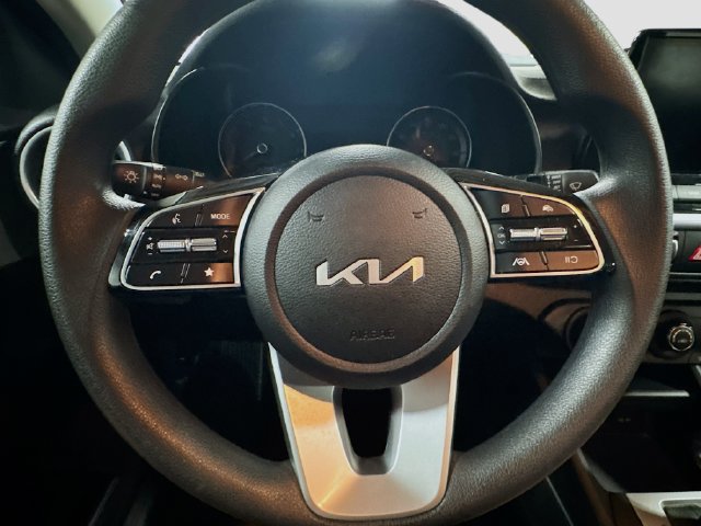 Certified 2023 Kia Forte LXS w/ LXS Technology Package FWD image 11
