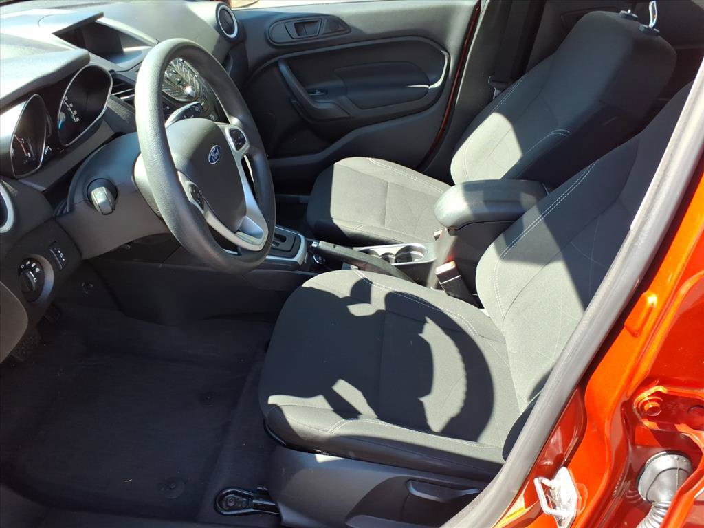 Used 2019 Ford Fiesta SE w/ Cold Weather Package FWD image 5