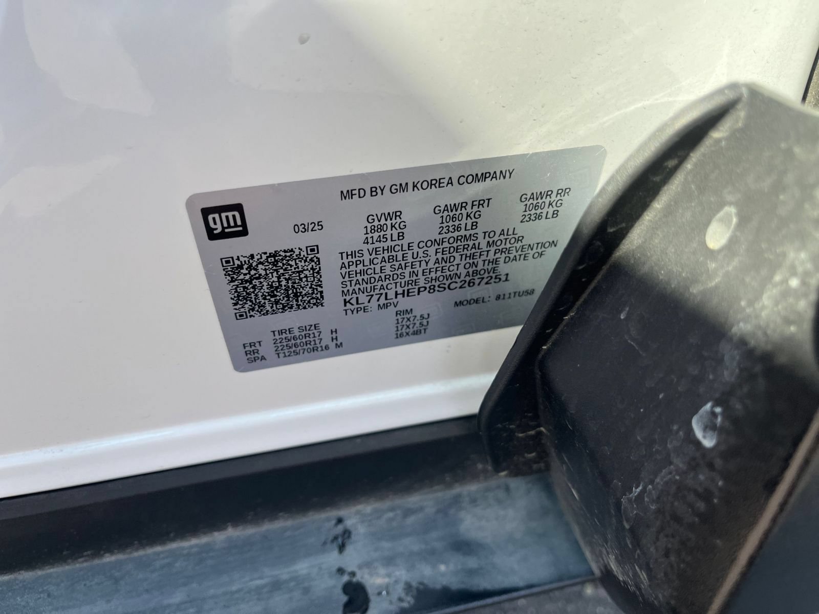 Used 2025 Chevrolet Trax LT w/ LT Convenience Package FWD image 29
