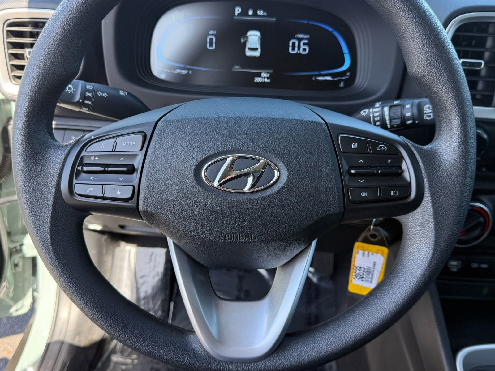 Used 2025 Hyundai Venue SE image 16