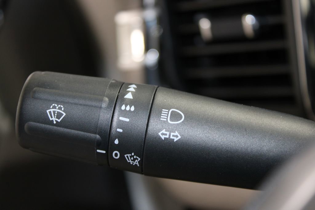 New 2026 Ford F250 Lariat w/ Black Appearance Package image 50