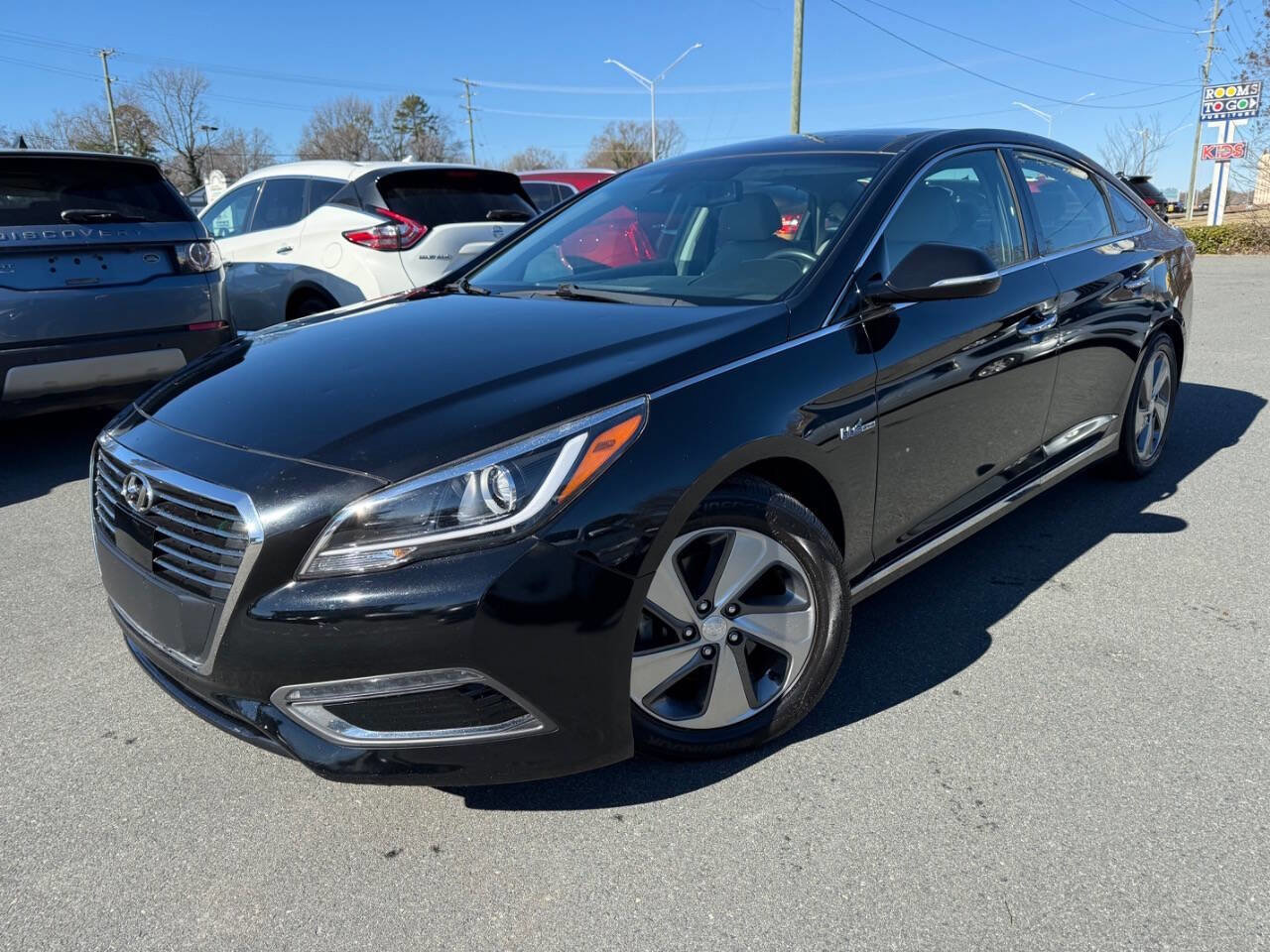 Used 2016 Hyundai Sonata Limited w/ Option Group 02 image 1