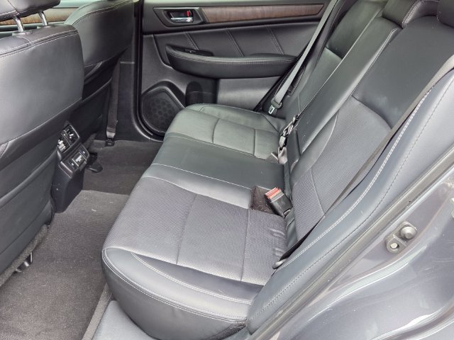 Used 2018 Subaru Outback 2.5i Limited AWD/4WD image 13