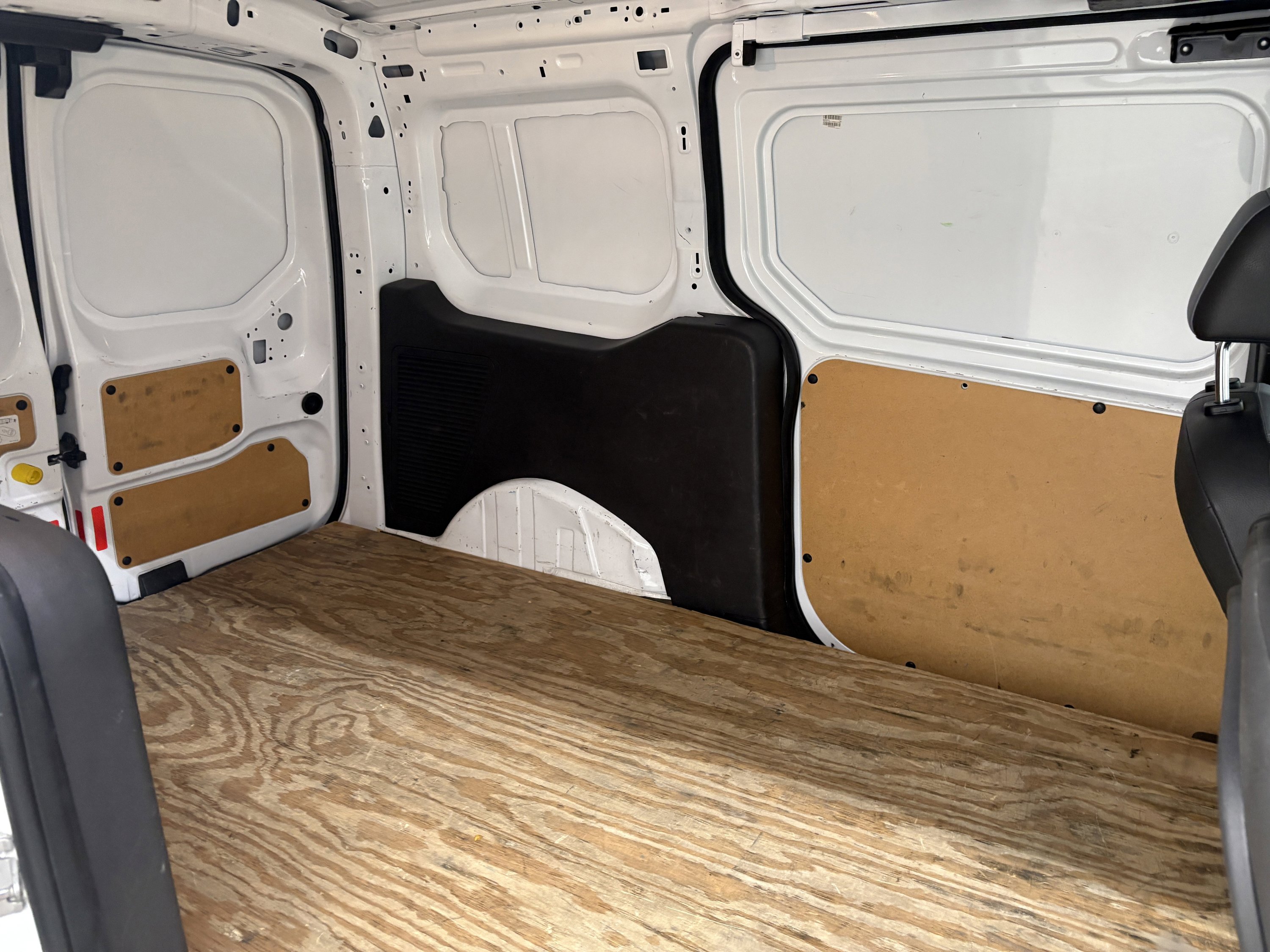Used 2018 Ford Transit Connect XL FWD image 10