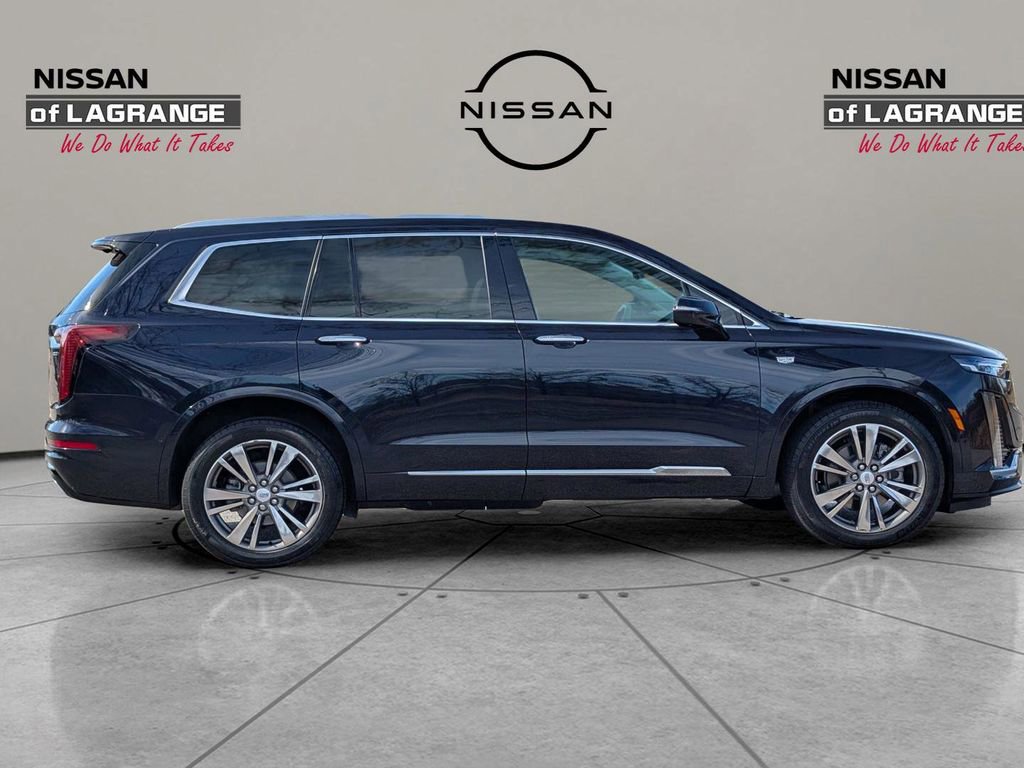 Used 2021 Cadillac XT6 Premium Luxury image 4