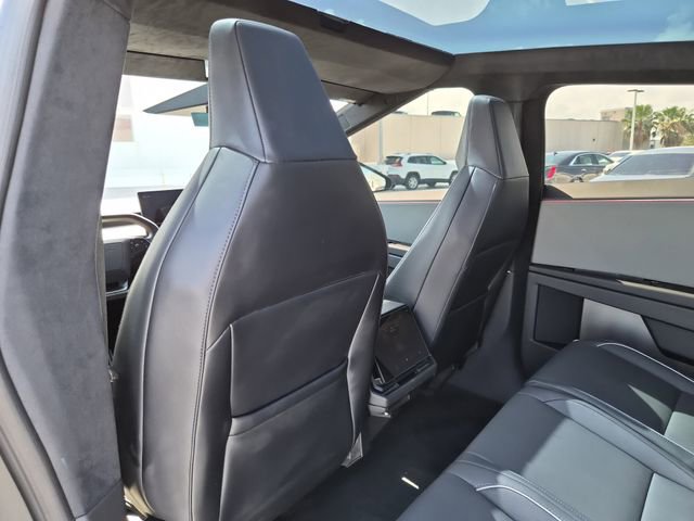 Used 2024 Tesla Cybertruck AWD Crew Cab image 24