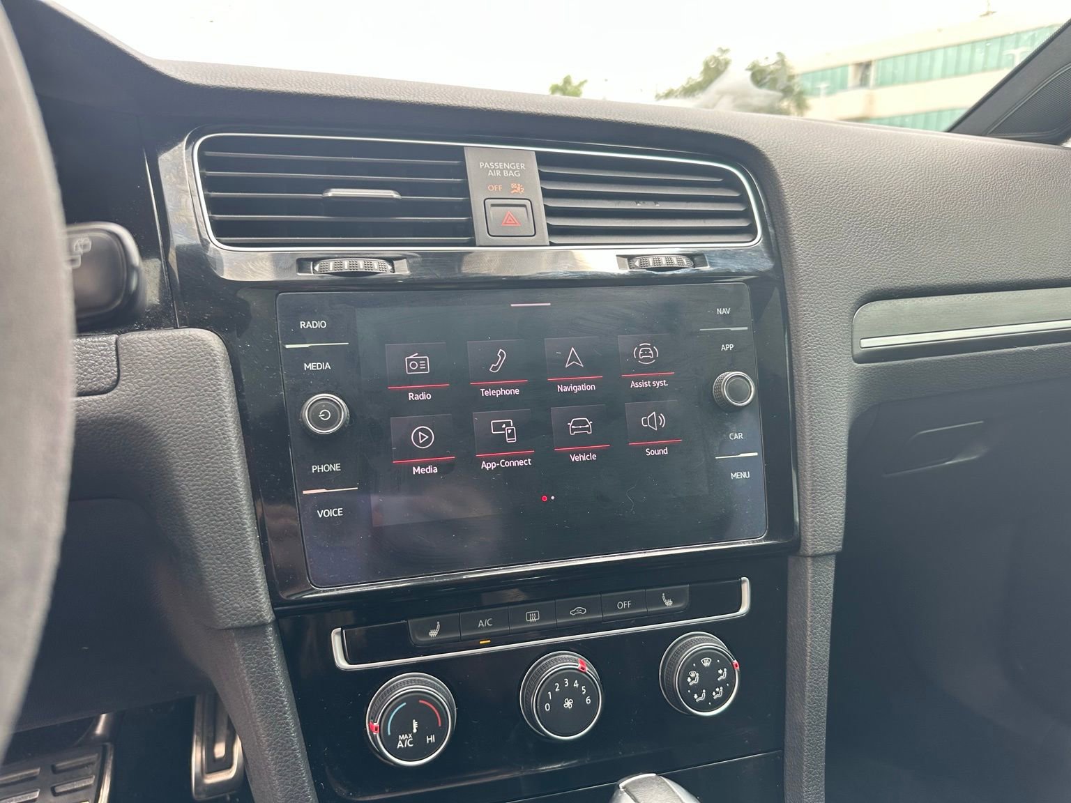 Used 2021 Volkswagen GTI SE image 12