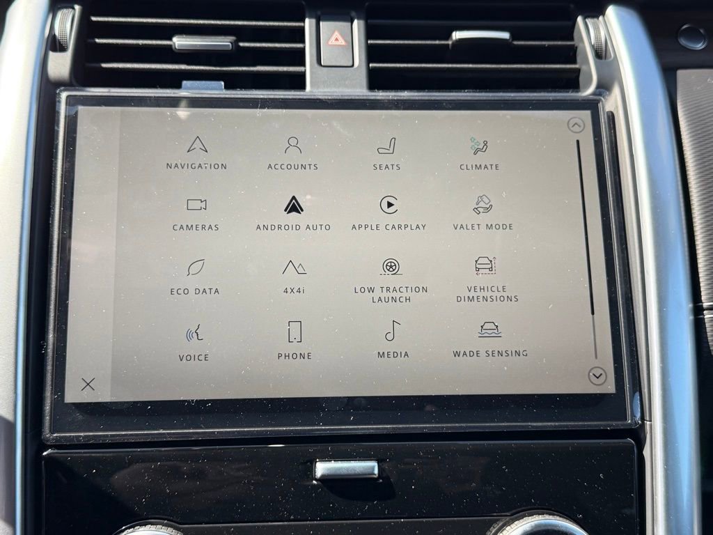 New 2025 Land Rover Discovery Dynamic SE AWD/4WD image 22