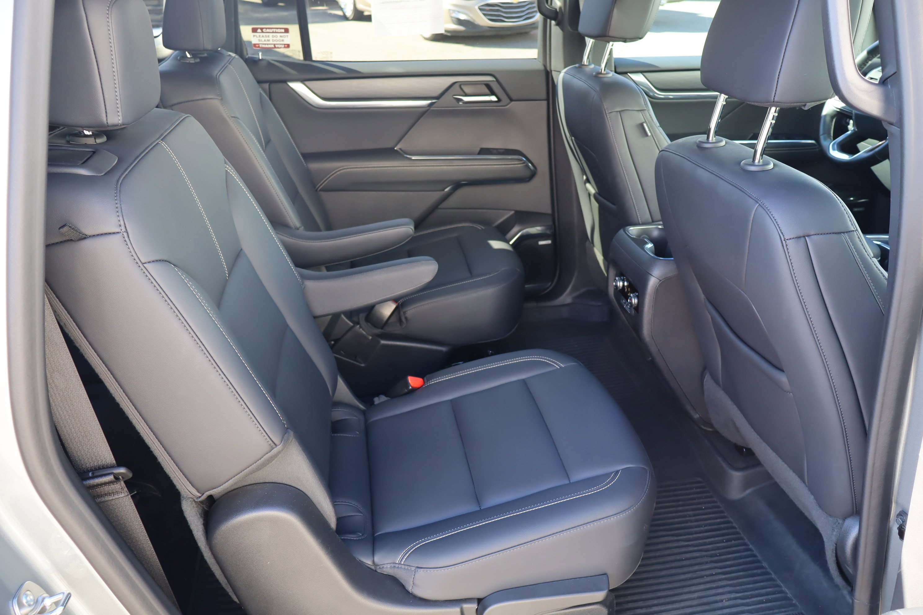 Used 2024 GMC Acadia Elevation w/ Black Edition image 35