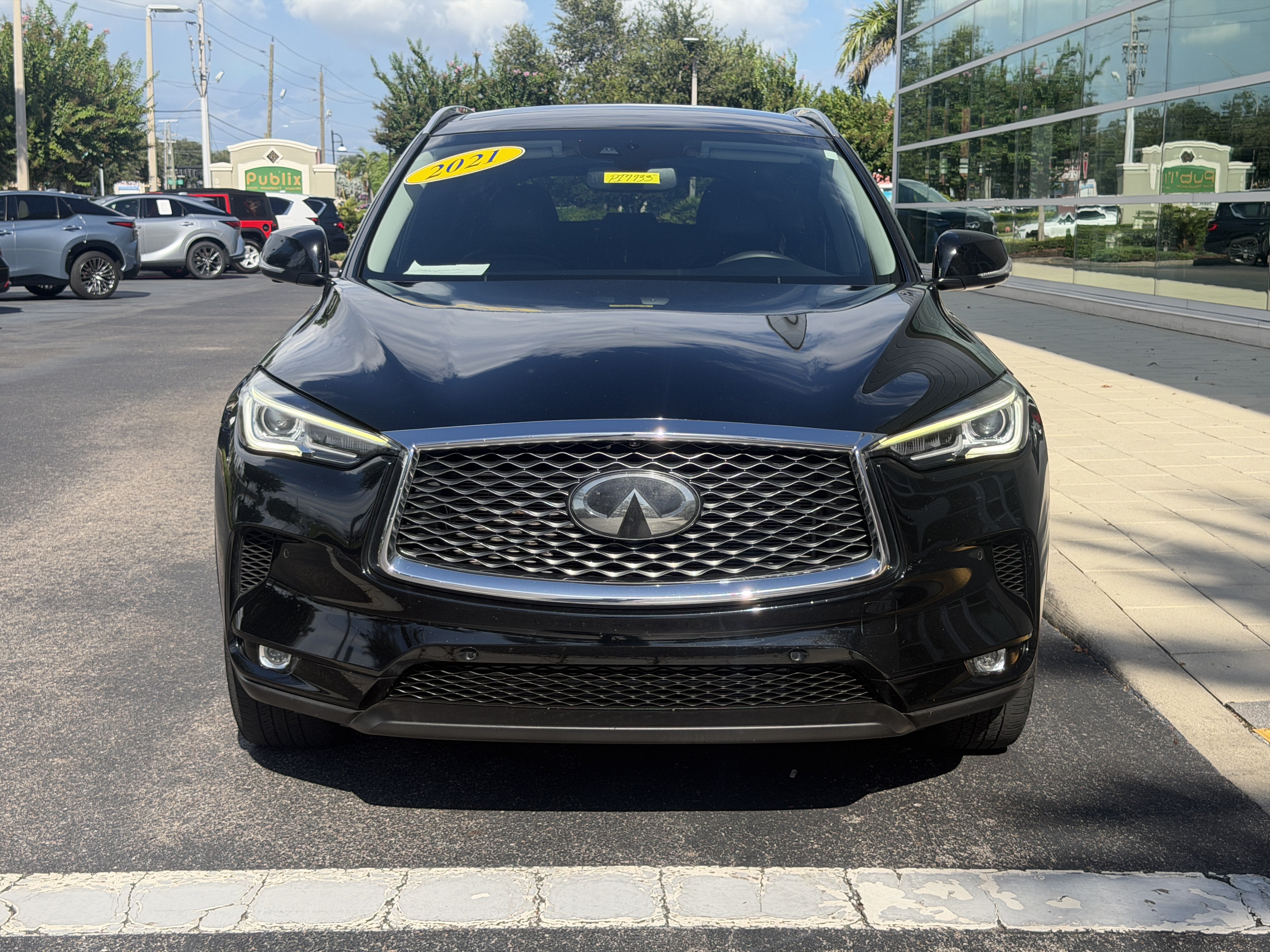 Certified 2021 INFINITI QX50 Essential FWD image 2