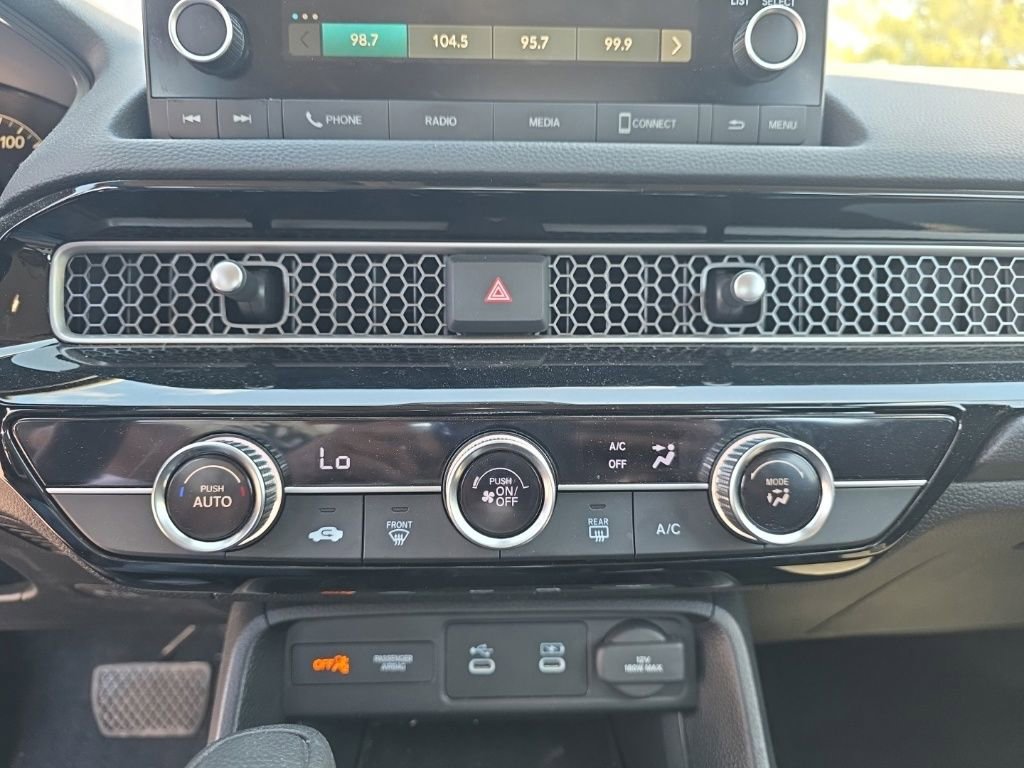 Used 2025 Honda Civic LX image 15