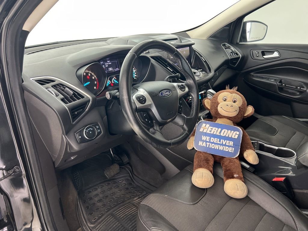 Used 2013 Ford Escape Titanium w/ Parking Technology Pkg FWD image 9