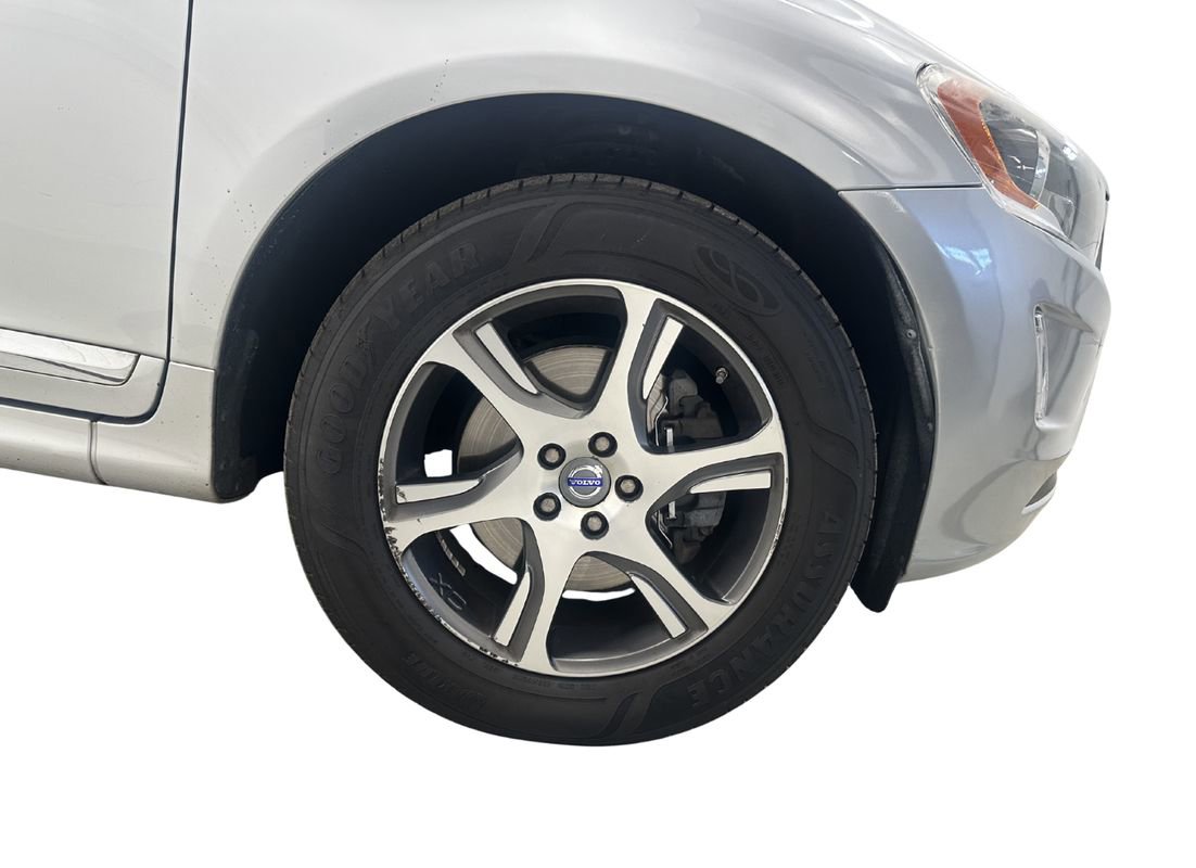 Used 2014 Volvo XC60 T6 image 10