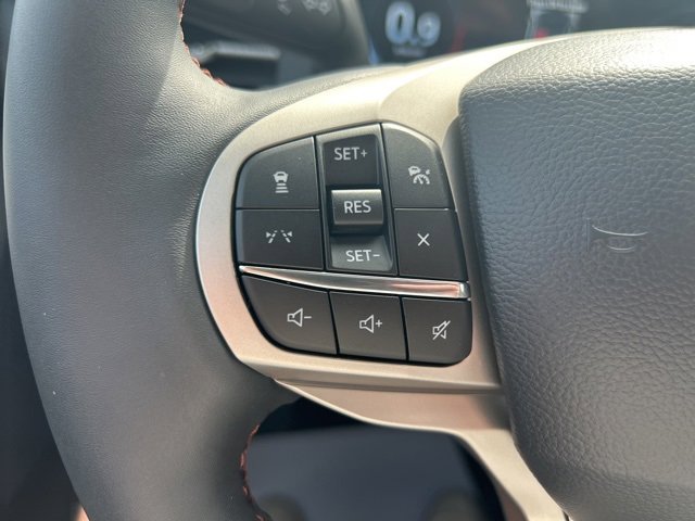 New 2025 Ford Explorer Active image 26