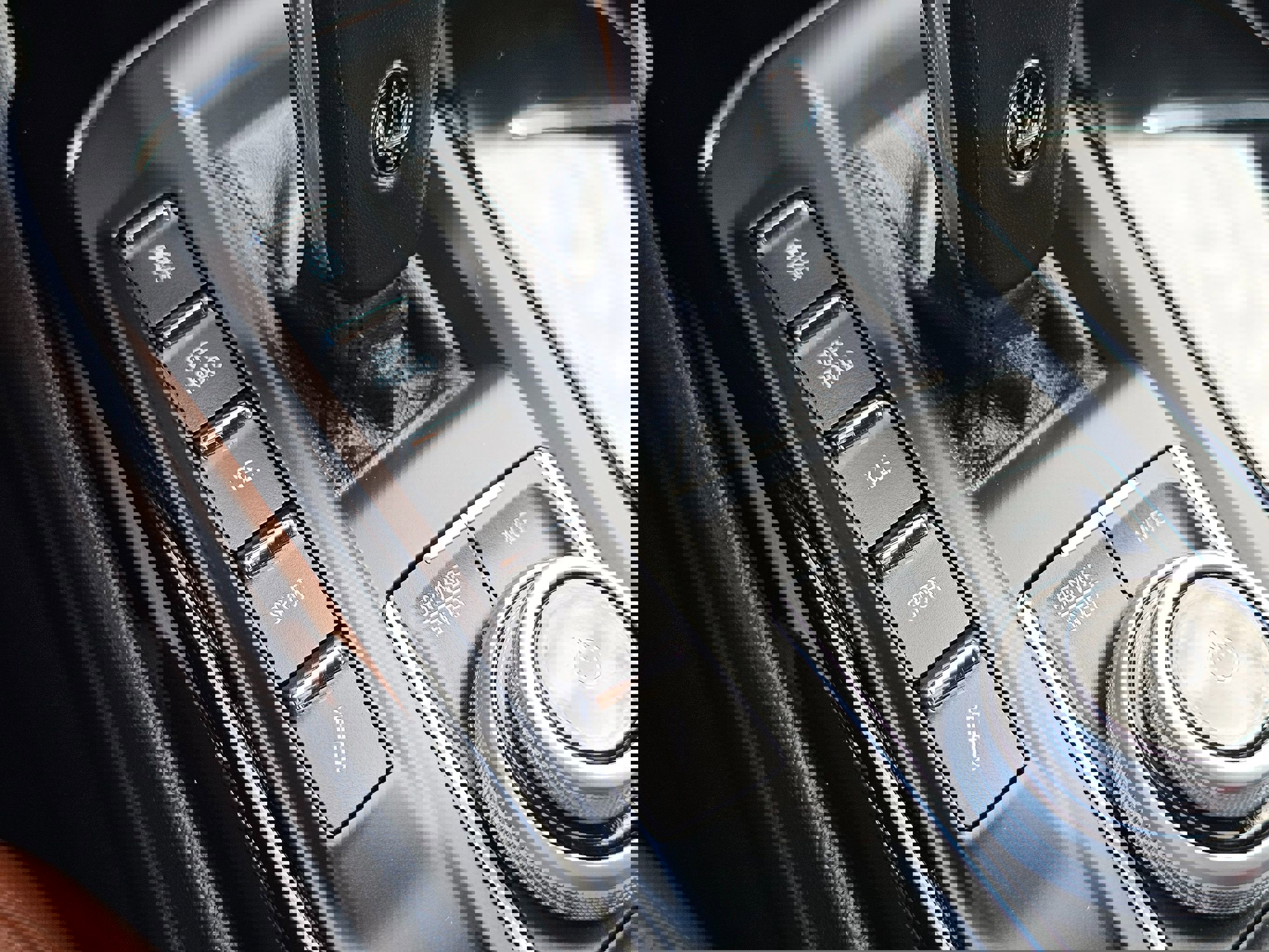 Used 2022 Maserati Levante GT image 39