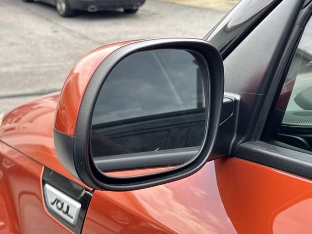 Used 2018 Kia Soul + FWD image 7