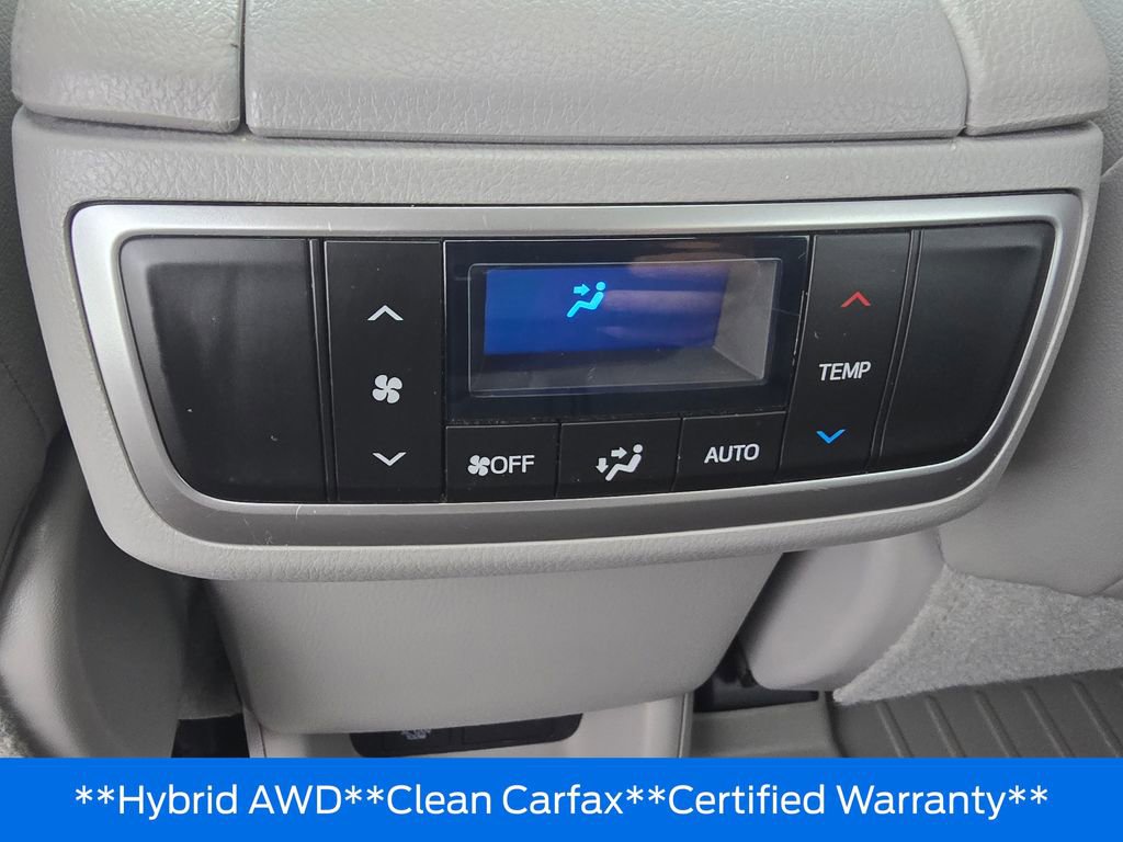 Used 2019 Toyota Highlander XLE AWD/4WD image 18