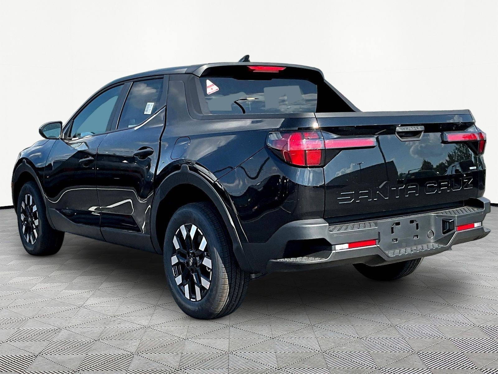 New 2027 Hyundai Santa Cruz SE AWD/4WD image 4
