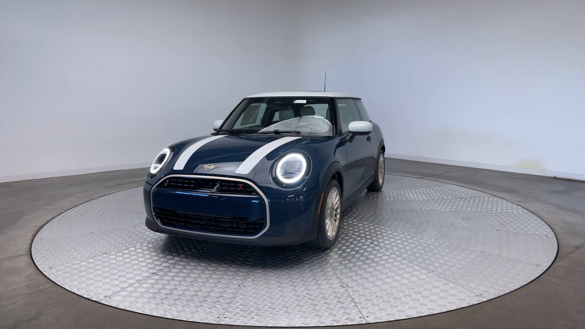 New 2026 MINI Cooper S FWD image 3