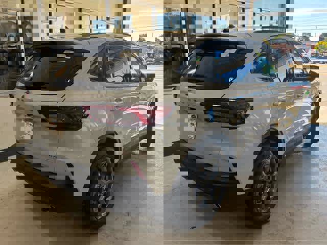 New 2025 Ford Escape ST-Line w/ Cold Weather Package image 5