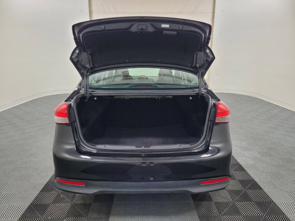 Used 2017 Kia Forte LX FWD image 29