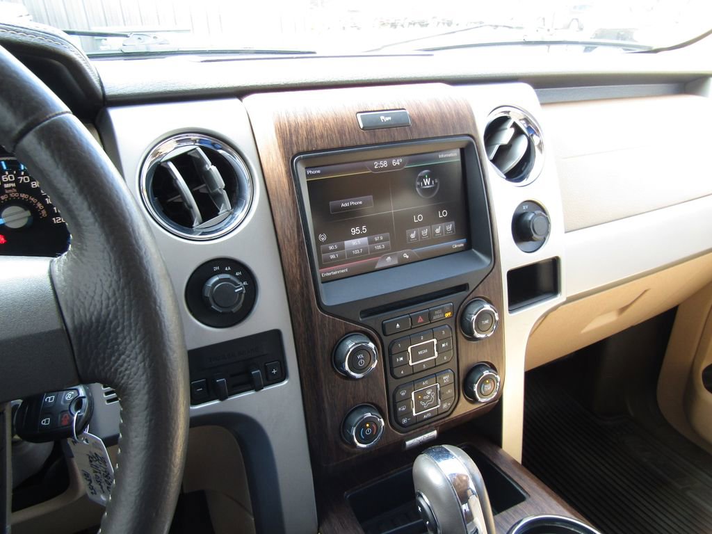 Used 2014 Ford F150 Lariat w/ Lariat Chrome Package image 25