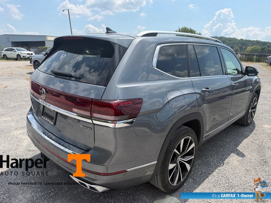 Used 2024 Volkswagen Atlas SEL Premium R-Line AWD/4WD image 5