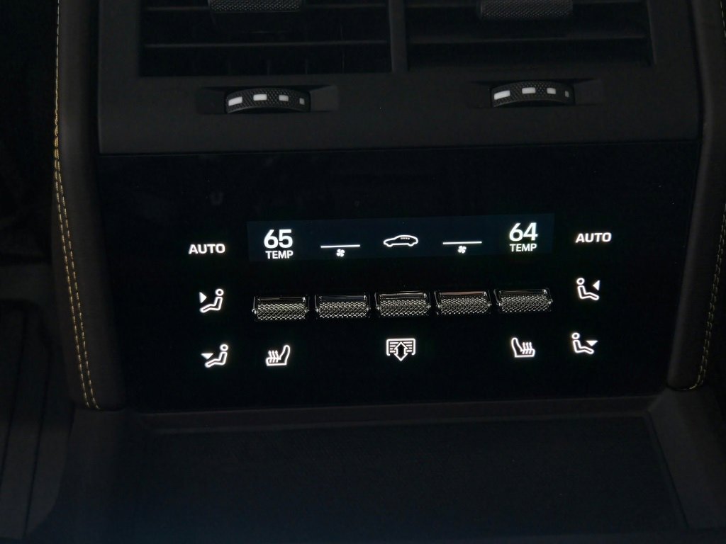 Certified 2025 Porsche Panamera GTS image 19