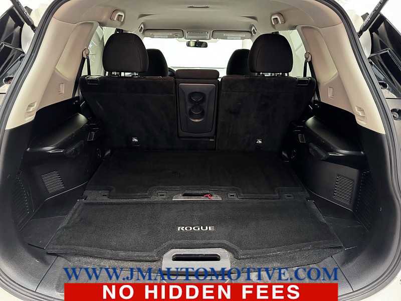 Used 2017 Nissan Rogue S w/ S Appearance Package image 16